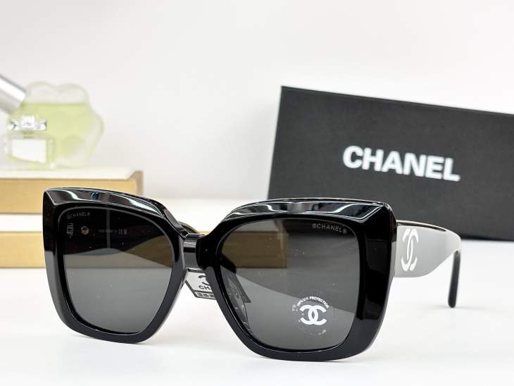 Picture of Chanel Sunglasses _SKUfw77367417fw